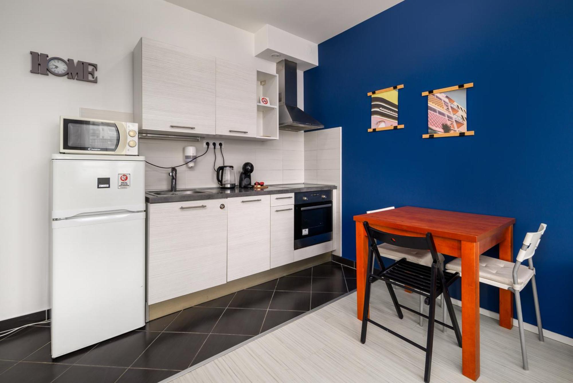 Sun Resort Residential Suite-Free Parking Garage Same Building Budapest Exterior photo